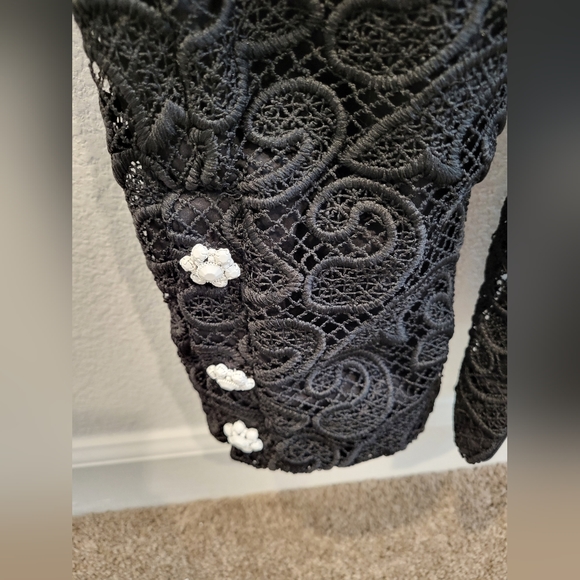 ALEXIS LACE JUMPSUIT. SIZE L - Picture 5 of 7